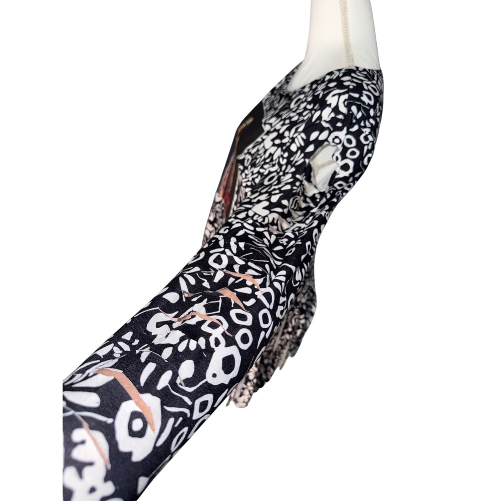 Aerosmith Steven Tyler Fringe Top Black White Cut Sleeve Rock Band XL Ladies - Picture 2 of 8